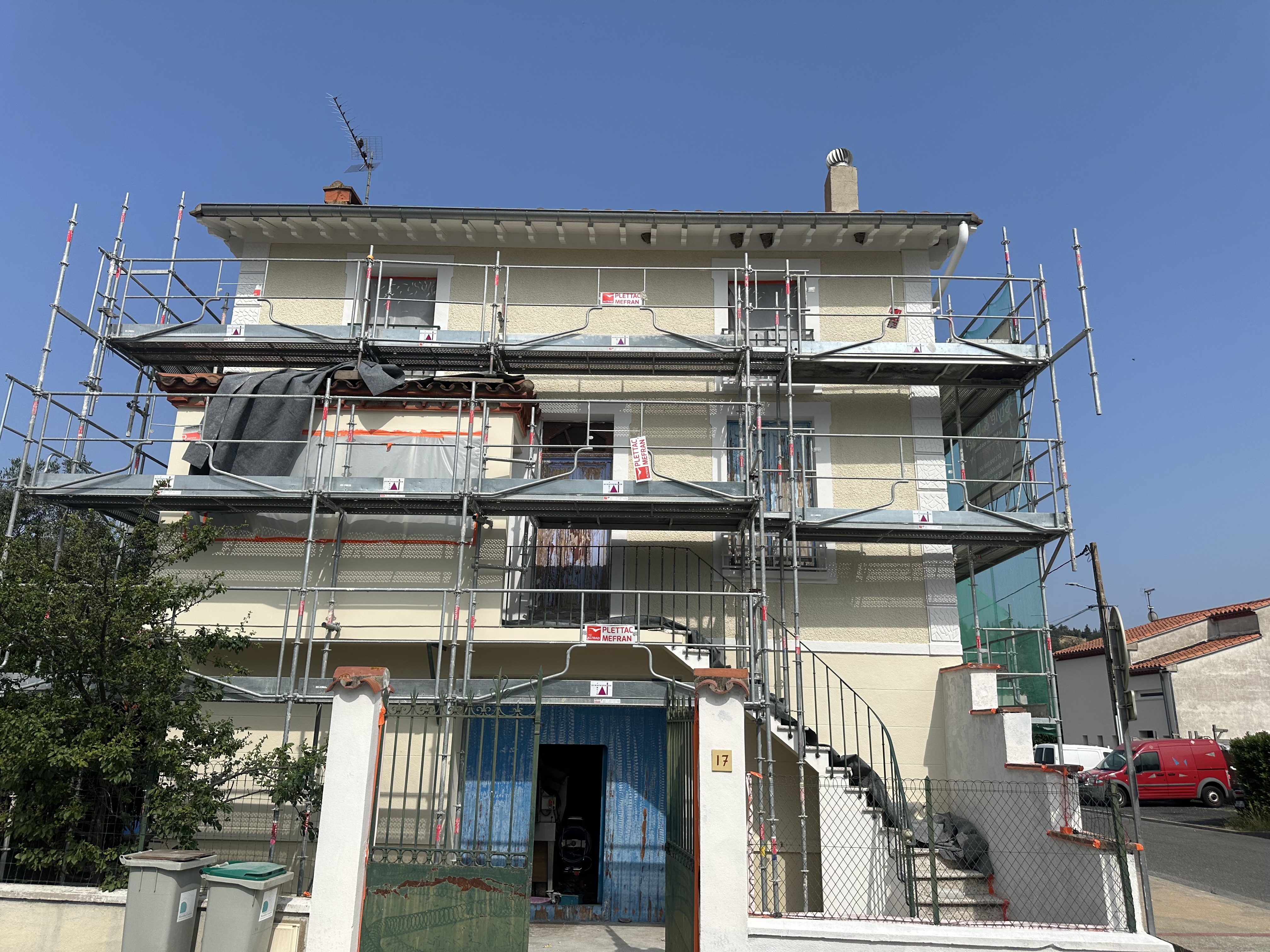 Rénovation façade sur Rodes - photo 7