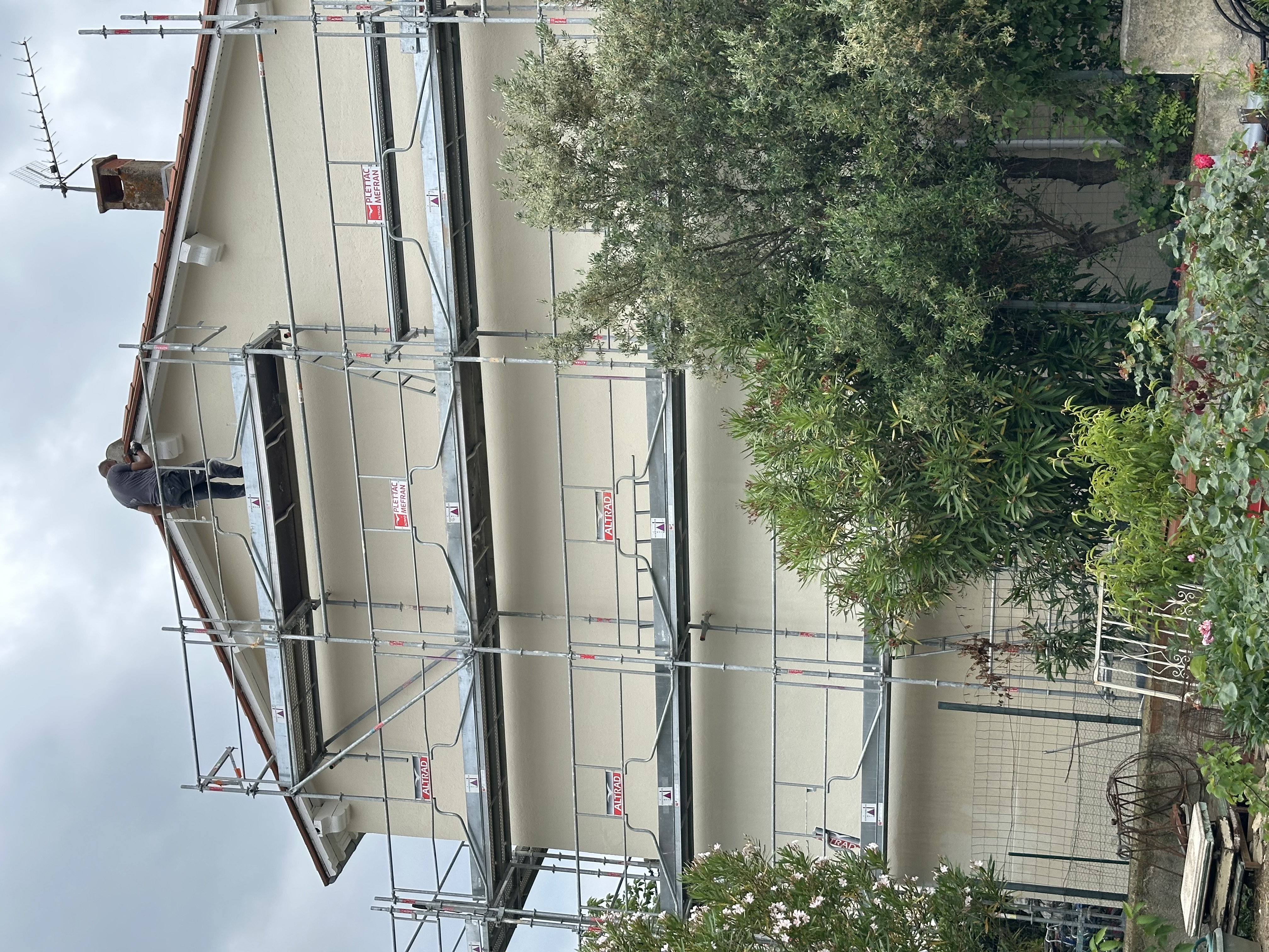 Rénovation façade sur Rodes - photo 9