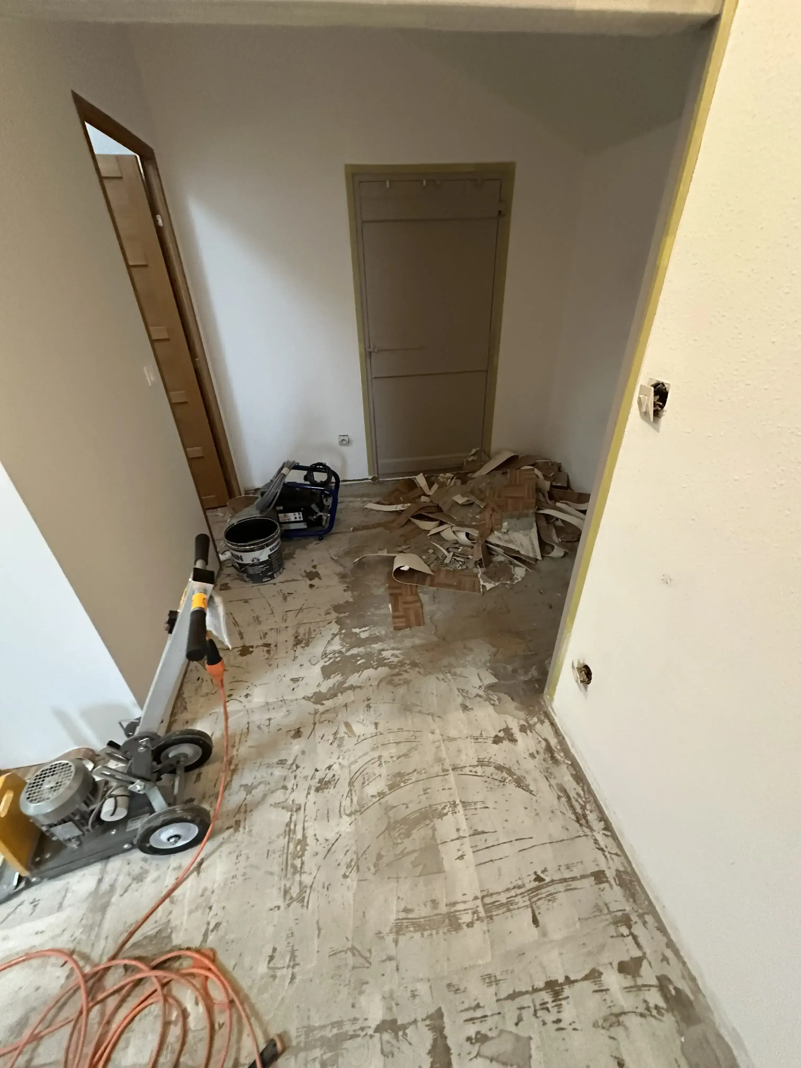 Réalisation d'un réagréage fibré dans le village de Elne - photo 34